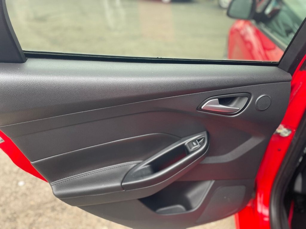 Used Ford Focus 2012 for sale - 77369380: Photo 33