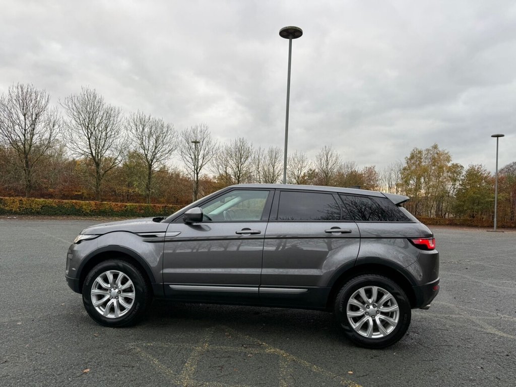 Used Land Rover Range Rover Evoque 2017 for sale - 76345927: Photo 11
