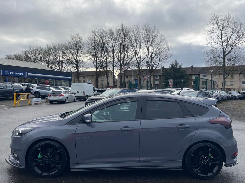 Used Ford Focus 2017 for sale - 77571933: Photo 11