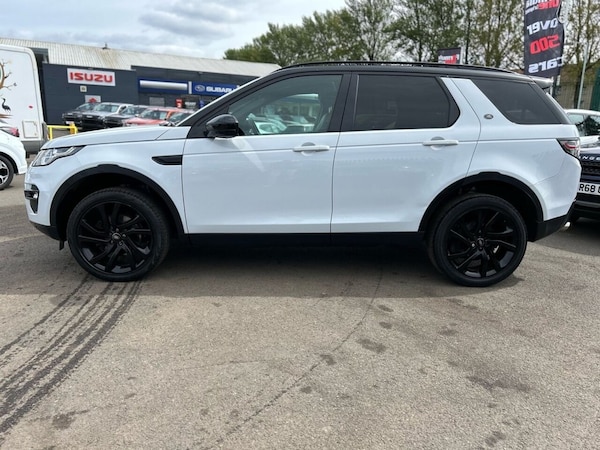 Used Land Rover Discovery Sport 2017 for sale - 74296396: Photo 5