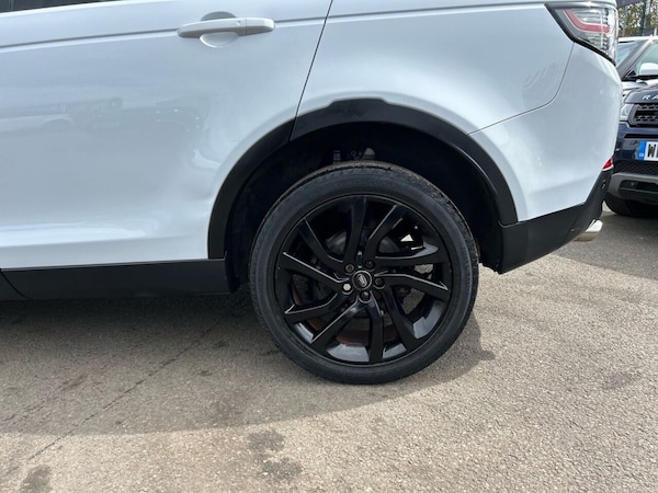 Used Land Rover Discovery Sport 2017 for sale - 74296396: Photo 9