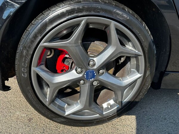 Used Ford Focus 2015 for sale - 66605590: Photo 14