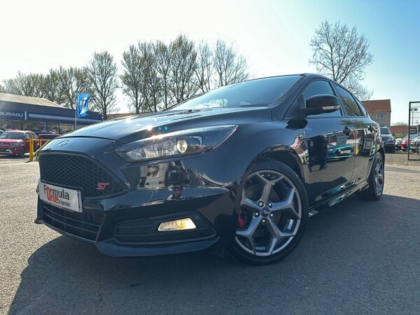 Used Ford Focus 2015 for sale - 66605590: Photo 1