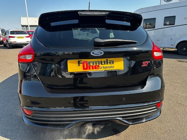 Used Ford Focus 2015 for sale - 66605590: Photo 5