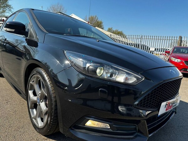 Used Ford Focus 2015 for sale - 66605590: Photo 9
