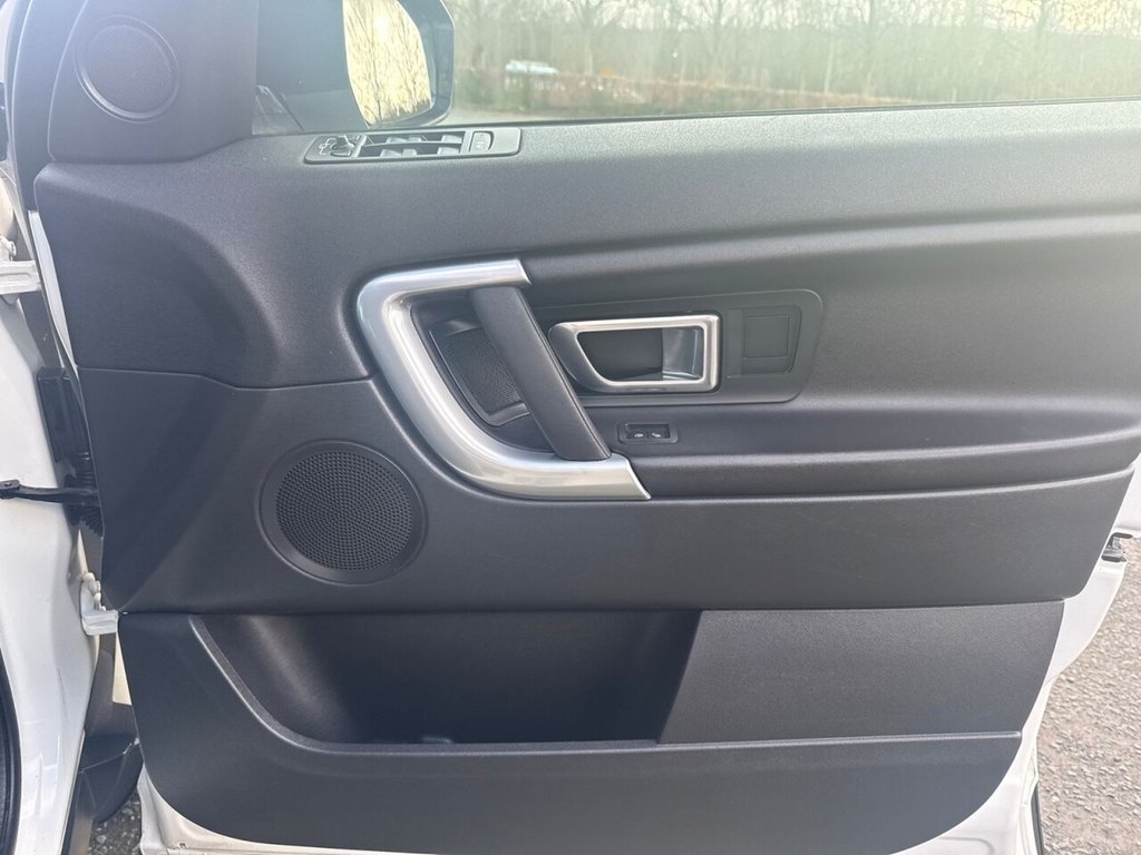 Used Land Rover Discovery Sport 2018 for sale - 77841305: Photo 19