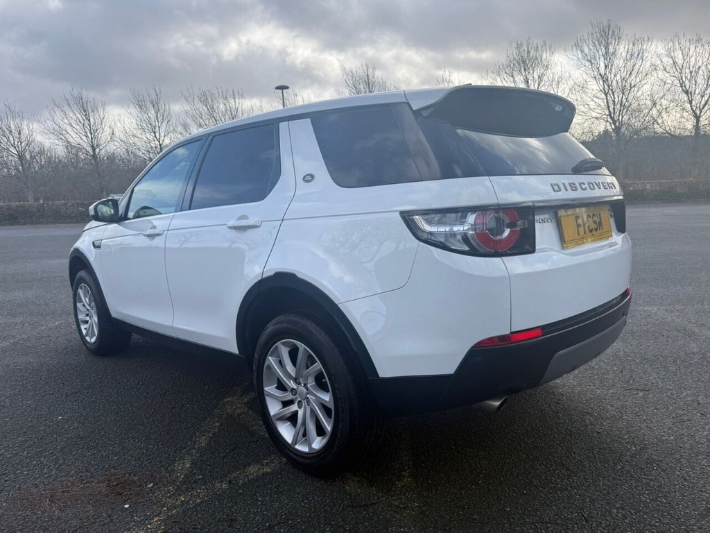 Used Land Rover Discovery Sport 2018 for sale - 77841305: Photo 4