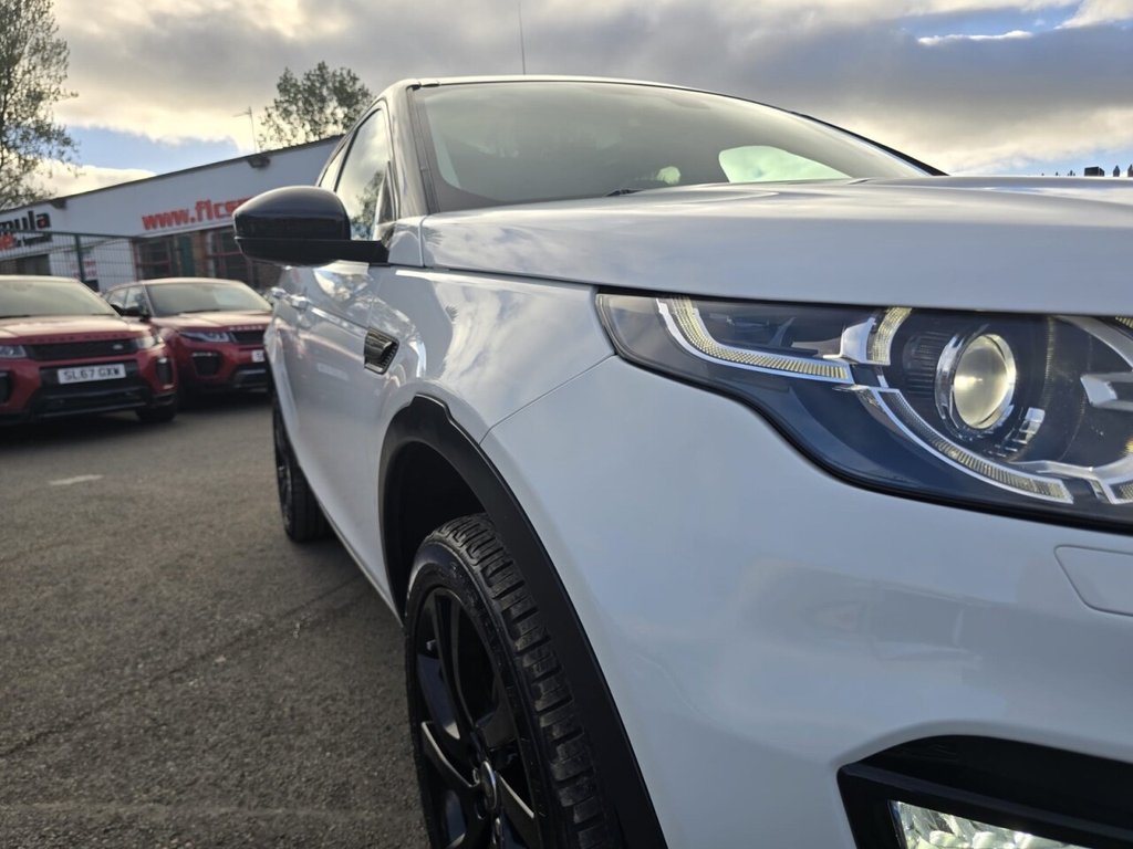 Used Land Rover Discovery Sport 2017 for sale - 76163262: Photo 14