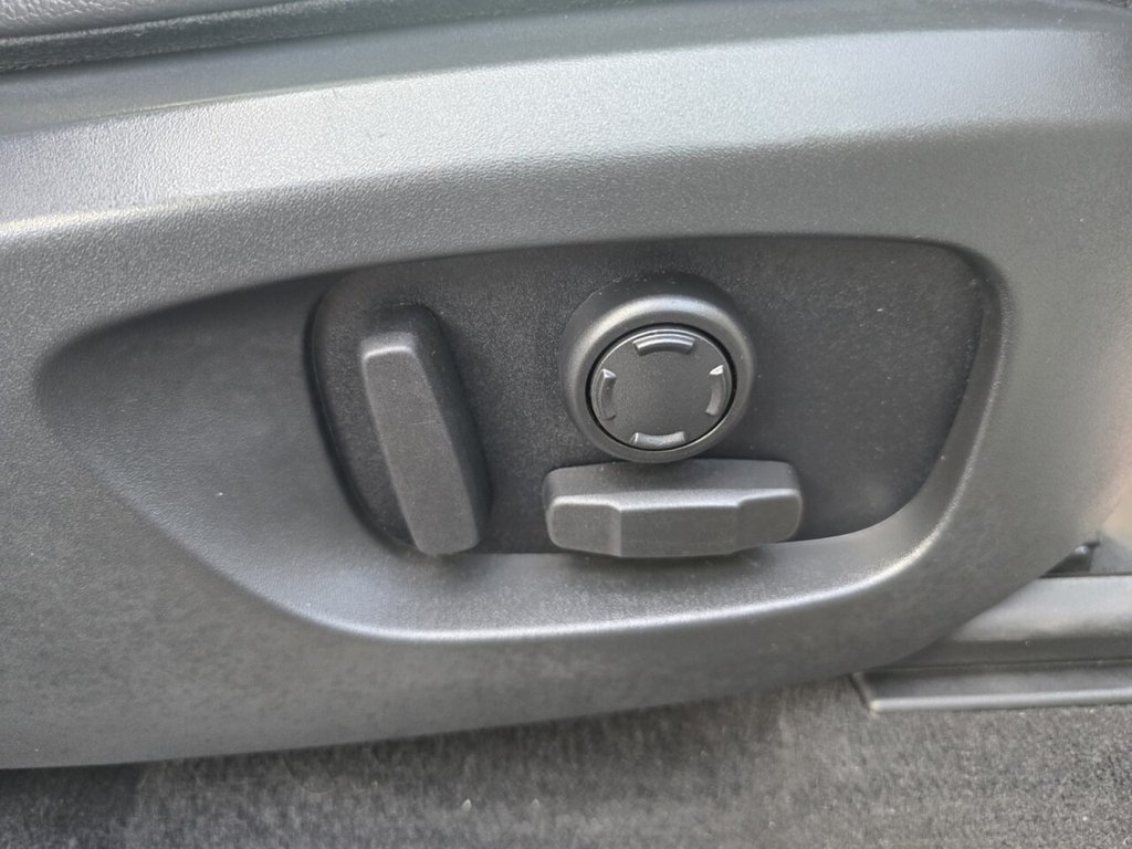 Used Land Rover Discovery Sport 2017 for sale - 76163262: Photo 28