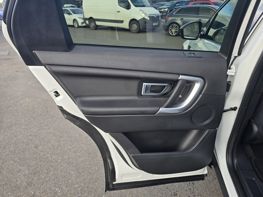 Used Land Rover Discovery Sport 2017 for sale - 76163262: Photo 38