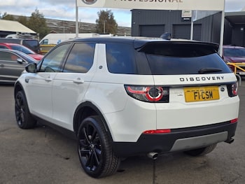 Used Land Rover Discovery Sport 2017 for sale - 76163262: Photo