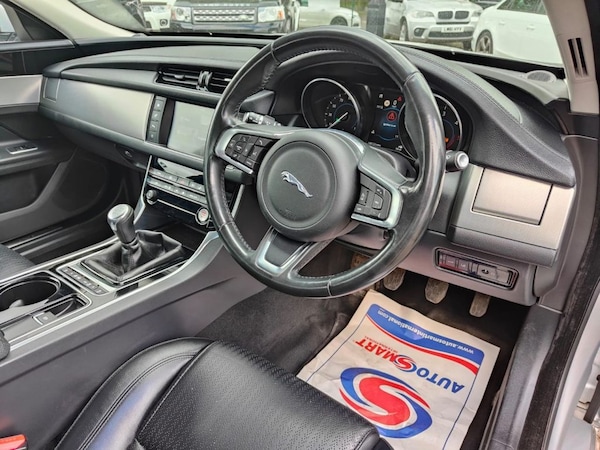 Used Jaguar XF 2017 for sale - 69945858: Photo 11