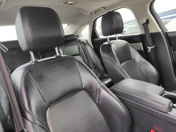 Used Jaguar XF 2017 for sale - 69945858: Photo 14