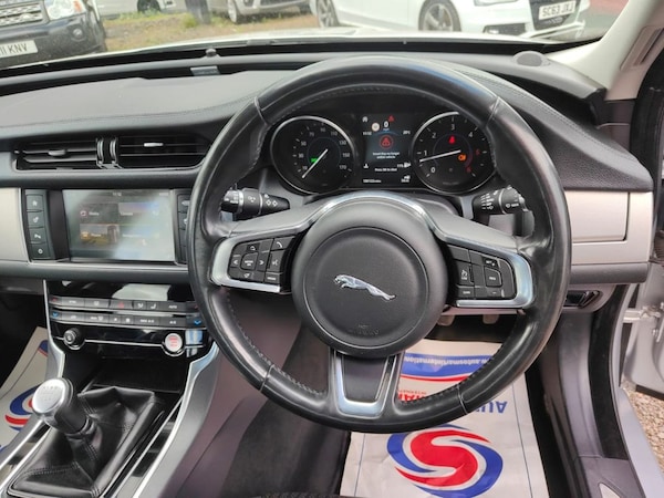 Used Jaguar XF 2017 for sale - 69945858: Photo 16