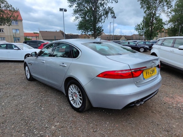 Used Jaguar XF 2017 for sale - 69945858: Photo 4