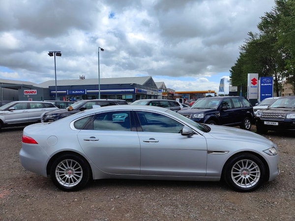 Used Jaguar XF 2017 for sale - 69945858: Photo 7