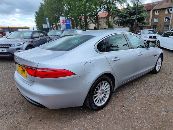 Used Jaguar XF 2017 for sale - 69945858: Photo 8