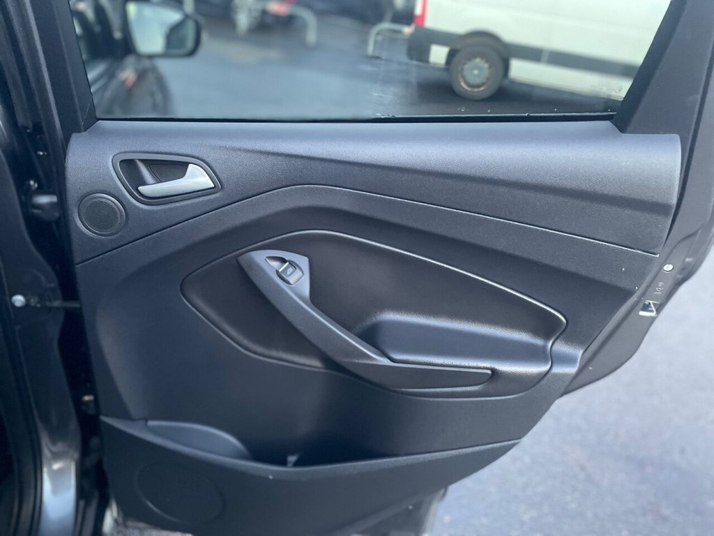 Used Ford Kuga 2017 for sale - 76345448: Photo 23