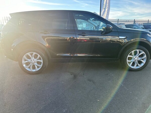 Used Land Rover Discovery Sport 2017 for sale - 71148850: Photo 14