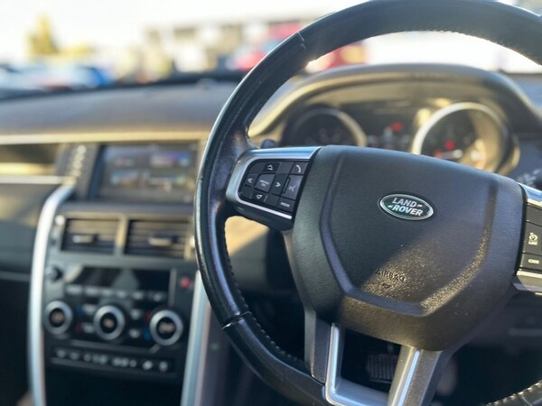 Used Land Rover Discovery Sport 2017 for sale - 71148850: Photo 19