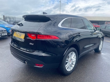 Used Jaguar F-Pace 2019 for sale - 77636712: Photo