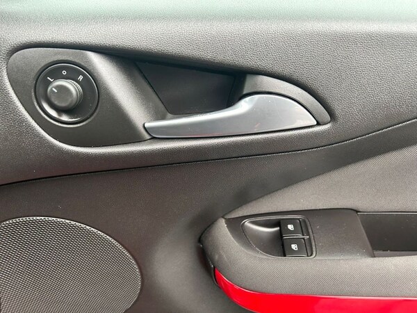 Used Vauxhall ADAM 2016 for sale - 72778404: Photo 16