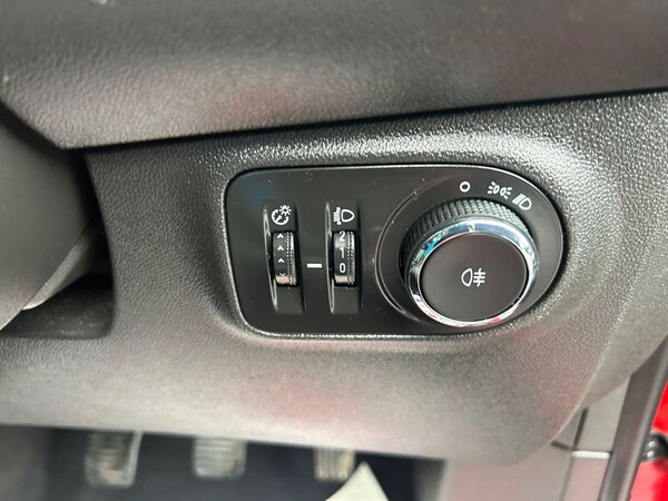 Used Vauxhall ADAM 2016 for sale - 72778404: Photo 17