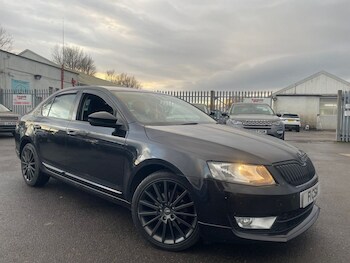 Used Skoda Octavia 2015 for sale - 77302806: Photo