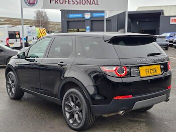 Used Land Rover Discovery Sport 2019 for sale - 77636685: Photo