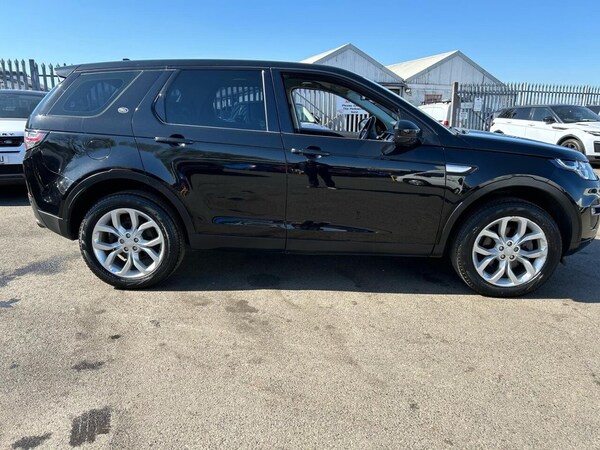 Used Land Rover Discovery Sport 2016 for sale - 74002300: Photo 6