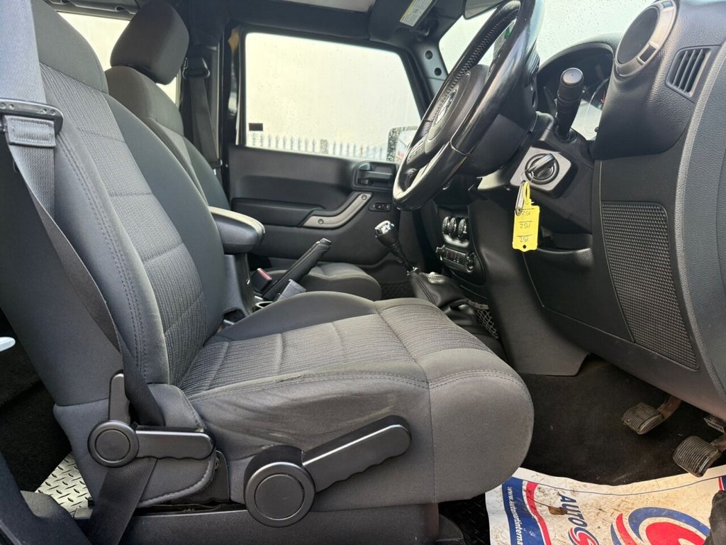 Used Jeep Wrangler 2012 for sale - 76923831: Photo 14