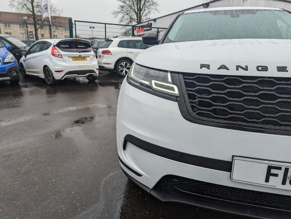 Used Land Rover Range Rover Velar 2018 for sale - 69941725: Photo 3