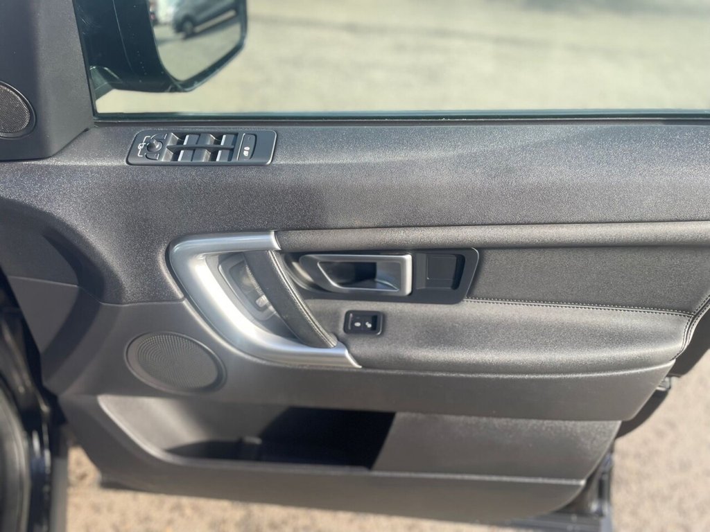 Used Land Rover Discovery Sport 2018 for sale - 77571989: Photo 17