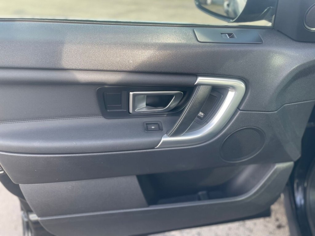 Used Land Rover Discovery Sport 2018 for sale - 77571989: Photo 34