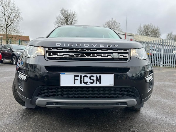 Used Land Rover Discovery Sport 2018 for sale - 68901824: Photo 2
