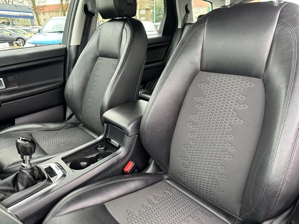 Used Land Rover Discovery Sport 2018 for sale - 68901824: Photo 30