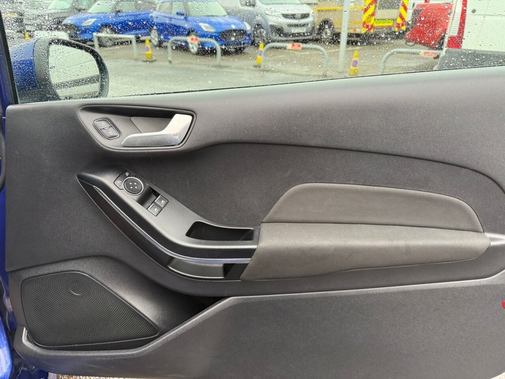 Used Ford Fiesta 2018 for sale - 76029180: Photo 15