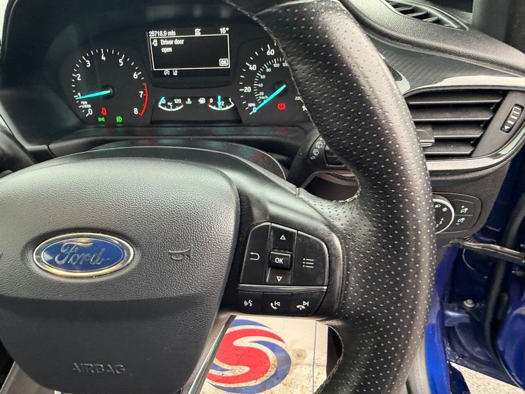 Used Ford Fiesta 2018 for sale - 76029180: Photo 24