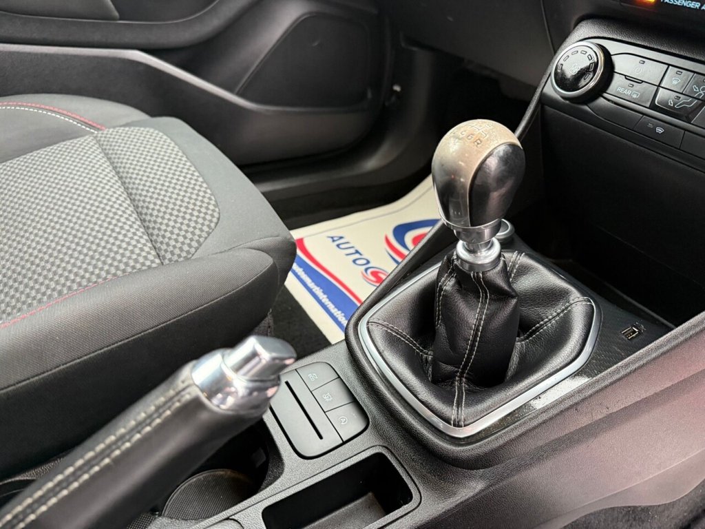 Used Ford Fiesta 2018 for sale - 76029180: Photo 29