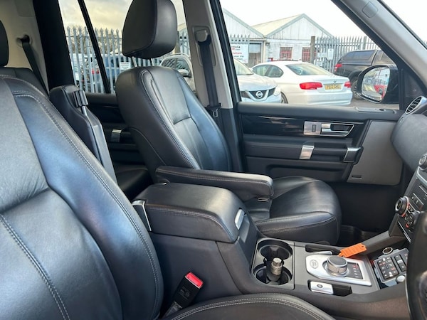 Used Land Rover Discovery 2015 for sale - 69549346: Photo 20