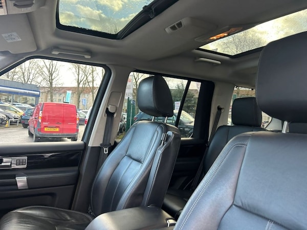Used Land Rover Discovery 2015 for sale - 69549346: Photo 24