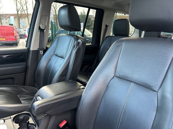 Used Land Rover Discovery 2015 for sale - 69549346: Photo 26
