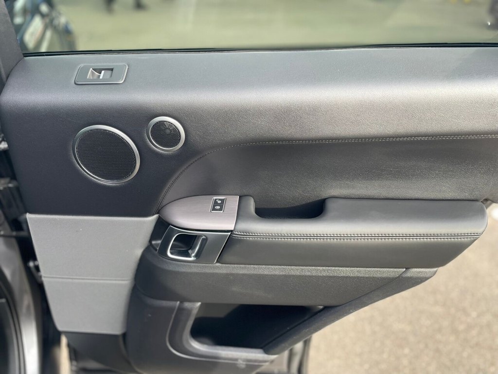 Used Land Rover Range Rover Sport 2017 for sale - 77636710: Photo 26