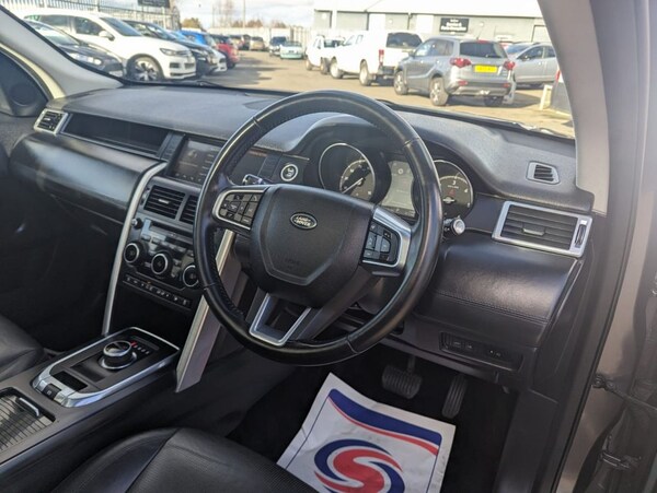 Used Land Rover Discovery Sport 2017 for sale - 72866304: Photo 11