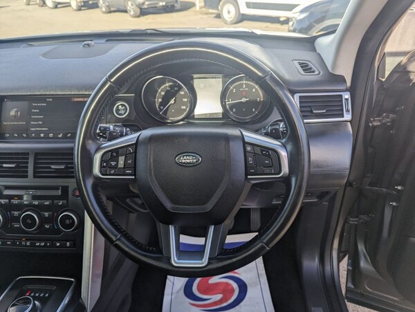 Used Land Rover Discovery Sport 2017 for sale - 72866304: Photo 12