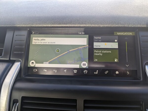 Used Land Rover Discovery Sport 2017 for sale - 72866304: Photo 19