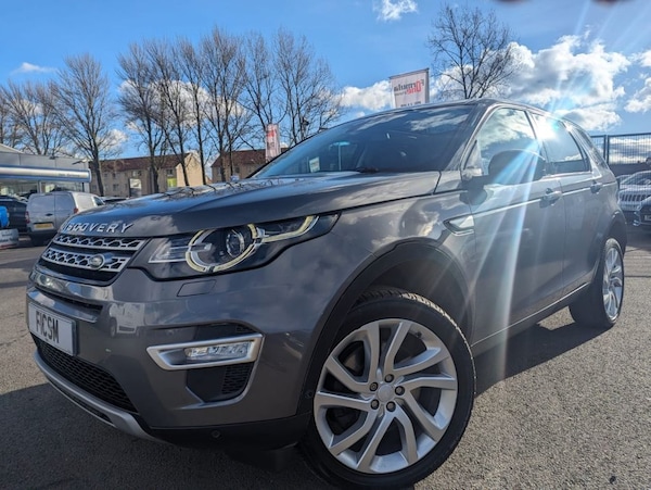 Used Land Rover Discovery Sport 2017 for sale - 72866304: Photo 1