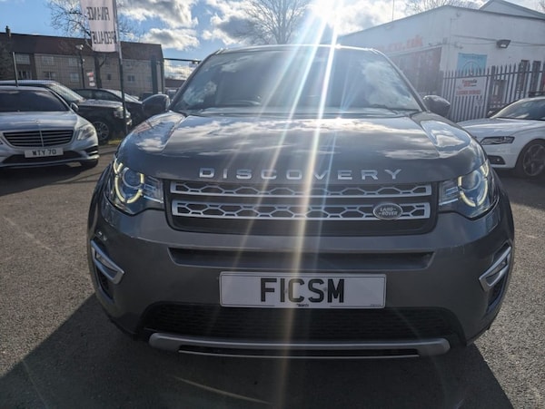 Used Land Rover Discovery Sport 2017 for sale - 72866304: Photo 2