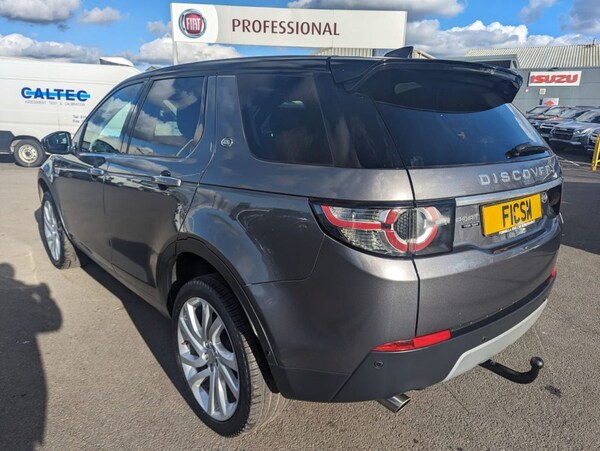 Used Land Rover Discovery Sport 2017 for sale - 72866304: Photo 5