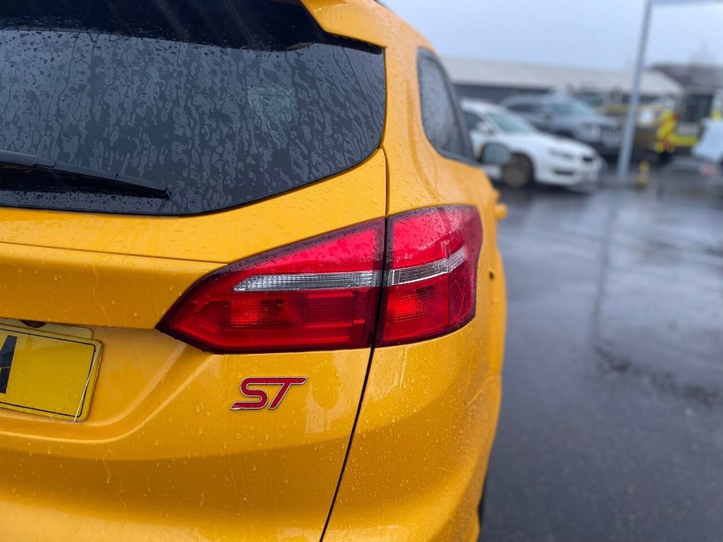 Used Ford Focus 2016 for sale - 76900710: Photo 9